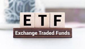 ETFs vs Index Funds: What Should You Choose?