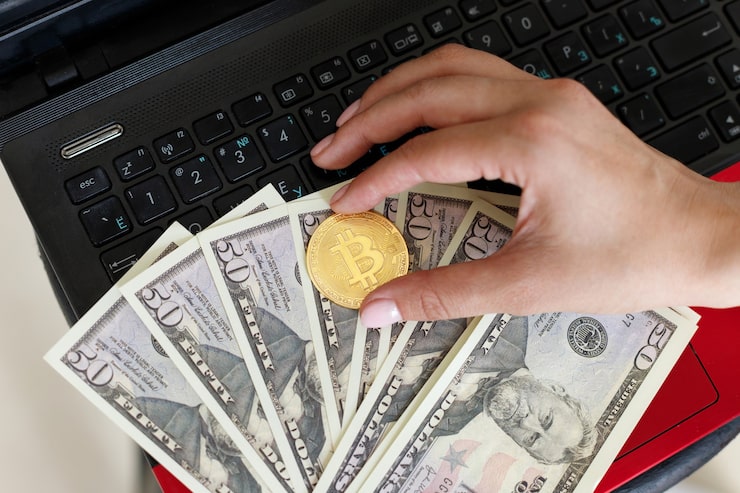 Gold Bitcoin Hand Against Background Money 213455 3278